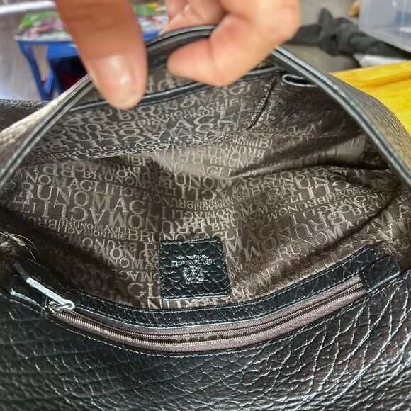 Bruno Magli Black Pebbled Leather Chain Purse Small Clasp Quality Old Money - Picture 6 of 13